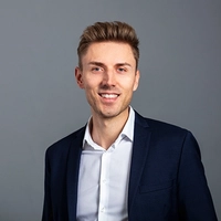 Christian  Schoregge