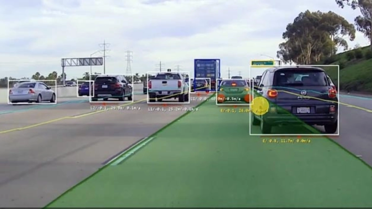 Qualcomm kündigt Chips für autonome Fahrzeuge an - Halbleiter ...