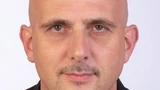 Christian Grimmabsolvierte eine technische Ausbildung an der Hochschule Osnabrück. Er verfügt über eine mehr als zwanzigjährige Erfahrung im Vertrieb von elektronischen Produkten und Software und verantwortet er bei Xylon als Director die weltweiten 