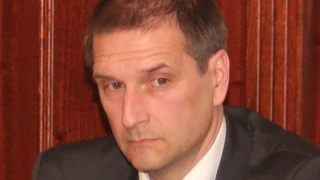 Stefan Schmalz, Setron
