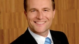 Thorsten Gerke studierte an der Uni Duisburg Maschinenbau/Mechatronik. Seit 2002 arbeitet er bei Synopsys, seit 2009 ist er dort Business Development Manager für die Strategieplanung zuständig.