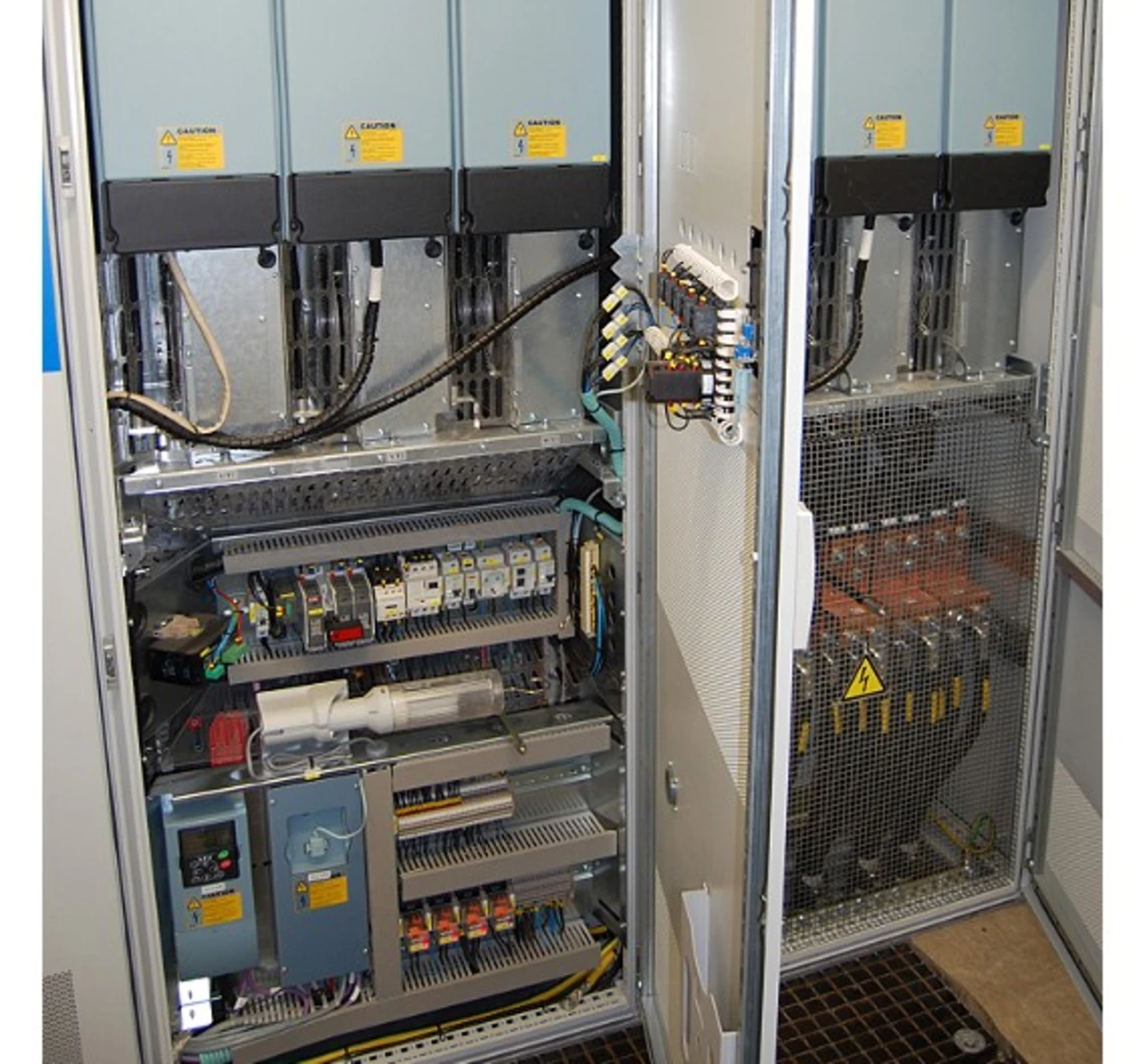 Netz- und Motorinverter eines Frequenzumrichters Netz- und Motorinverter eines Frequenzumrichters
