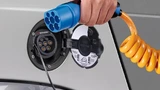 Bild 3. Beispiel für einen Ladestecker, wie er für die Normung vorgeschlagen ist.