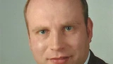 Stefan Link hat an der Fachhochschule Augsburg Elektrotechnik studiert und ist Safety-Experte E- Mobility bei der SGS TÜV GmbH in München. Schwerpunkte seiner Tätigkeit sind die Elektrische und Funktionale Sicherheit. Er war langjährig beim TÜV Süd u