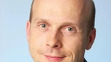 Dr.-Ing. Jörg Supke studierte Mechatronik und promovierte im Bereich Fahrzeugtechnik an der TH Darmstadt. Er ist Gründer und Geschäftsführer der emotive GmbH und darüber hinaus als Referent an der Technischen Akademie Esslingen tätig.