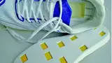 Bild 1: Sensoren in den »Smart Shoes« messen den Druck auf die Fußsohlen des Trägers - interessant vor allem für Diabetiker
