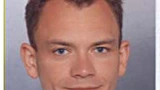 Dipl.-Inf. (FH) Dirk Kaule studierte Informatik an der HS München. Er ist seit 2002 bei der BMW AG angestellt, seit 2008 als Entwickler bei der BMW Forschung und Technik GmbH. Hier beschäftigt er sich mit Themen der Fahrzeug-IT-Architektur.