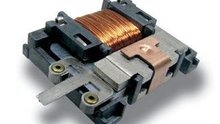 Und das steckt drin: der elektromechanische Wandler Eco 200. Er wandelt die mechanische Energie des Tastendrucks in elektrische Energie.