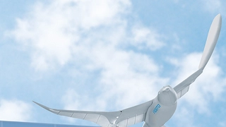Der SmartBird imitiert den Vogelflug. Das ultraleichte Modell kann selbstständig starten und landen.