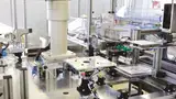 Rund 20 Millionen Schweizer Franken flossen in die vollautomatische Produktionslinie für großformatige Lithium-Ionen-Zellen in Willstätt. Der Großteil davon wurde für Fertigungsequipment aus Japan, Italien und den USA investiert.
