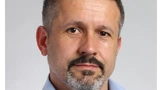 Dr.-Ing. Michael Wollitzer studierte an der TU München Elektro- und Informationstechnik. 1998 promovierte er dort am Lehrstuhl für Hochfrequenztechnik . Seit 1998 ist er bei Rosenberger Hochfrequenztechnik beschäftigt.