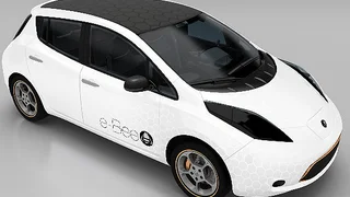 Von der Fahrerschnittstelle bis zum kompakten und innovativen Klimasystem zeigt das e-Bee ein effizientes, zukunftsorientiertes Design für eine neue Mobilität.