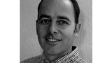 Dipl.-Ing. (FH) Stefan Heimburger studierte Elektrotechnik an der Hochschule Offenburg. Er war fünf Jahre in der Vorausentwicklung von Bosch in Bühlertal tätig. Danach erfolgte der Wechsel in den Produktbereich Stellsysteme zur Entwicklung von Antrie