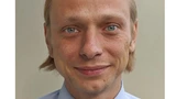 Dr.rer.nat. Andreas Barchanski studierte Physik an der Technischen Universität in Darmstadt und promovierte 2007 im Bereich numerischer Feldberechnung. Anschließend wechselte er zu CST als Anwendungsingenieur. Seit 2012 ist er Market Development Mana