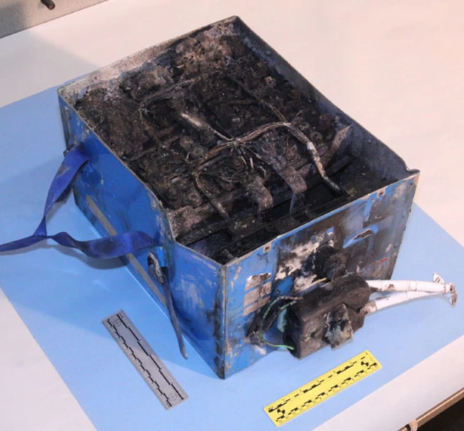 1358760749-39-akku-dreamliner.jpg.650x0.