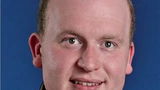 Dipl.-Ing. (FH) Philipp Merkle studierte Industrieelektronik - Fahrtrichtung Fahrzeugelektronik an der Hochschule Ulm Er ist seit 2007 Test-Ingenieur für Zentralelektroniken bei Daimler Buses.