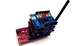 Embedded Pi mit aufgesteckten Arduino Shields.