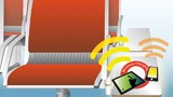 So sähe das drahtlose Laden im öffentlichen Raum aus, wenn das Lade-Pad z.B. in der Ablage integriert ist. 
