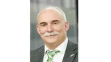 Rainer Klos ist Administrator der MOST Cooperation: "Wie sieht die Natur des zukünftigen Netzwerkes aus? So einfach wie möglich! Mit MOST steht eine ausgereifte, bewährte und kostengünstige Technologie für Info¬tainment- und Fahrerassistenzsysteme be