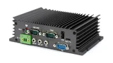 Für industrielle Systeme setzt VIA doch lieber auf traditionelle Bauformen und einen ARM-Prozessor von Freescale mit Linux oder Windows. Abgebildet ist das AMOS-820 mit Quadcore-Cortex-A9