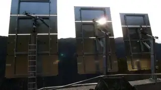 Nachgeführte Solarspiegel beleuchten Rjukan
