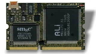 Der DIMM-PC führte die Kombination aus Kartenrandkontakten und Sockel in die CoM-Welt ein. Damals wurde der Sockel für DIMM-Speichermodule in PCs genutzt, heute sind es meistens die MXM-Sockel (Grafikkarten) aus den Notebooks.