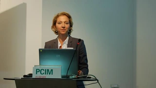  	 Lisette Hausser, Bereichsleiterin Mesago PCIM GmbH, war stolz auf das leichte Plus bei Aussteller- und Besucherzahlen der PCIM Europe 2014.