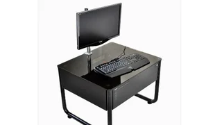 »DX-Q1X« hat mit Abmessungen von 70 x 53 x 60 cm eher die Größer eines Beistelltischs. 