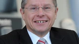Hans Roth  startete seine berufliche Laufbahn 1983 bei der Becker ­Autoradiowerk GmbH, welche 1995 von Harman International Industries übernommen wurde. Nach der Ausbildung zum Fernmeldemechaniker studierte er Nachrichtentechnik an der Fachhochschule
