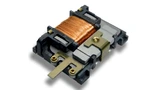 Bild 1. Beim mechanischen Energiewandler ECO 200 liefert jede Betätigung einen kleinen elektrischen Impuls, der sofort für den kurzzeitigen Betrieb elektronischer Schaltungen genutzt werden kann. Jede Betätigung kann drei Funktelegramme übertragen. 