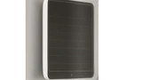 Bild 4 b) Multifunktionssensor für Licht, Feuchtigkeit und  Temperatur der Firma alphaEOS, dessen gesamte vordere Fläche durchgehend aus Solarzellen besteht. 