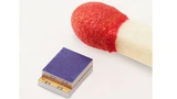 Bild 7. a) Mit diesem tThermoelektrischen Generator von Micropelt lässt sich die Energie für einen Heizkörper-Ventilantrieb bereitstellen. 