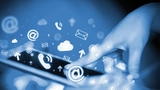 Bild 3: Über mobile »Smart Devices« lassen sich auch die Funktionen und Daten von Fahrzeugen mit dem IoT verbinden