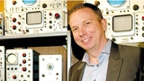 Mikael Näsström, Tektronix: »Bislang gab es keine Funktion, die ein Touchscreen- oder Multitouch-Interface bieten kann, die sich nicht auch mit einer konventionellen Tastenfeld-Bedienung mit physischen Steuerelementen oder einer Maus-Steuerung realis