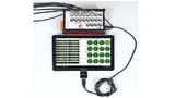 Eine Open-Source-Testapplikation mit einer Multifunktions-I/O-Box der Serie „USB Basic“ und gesteuert von einer Android-App