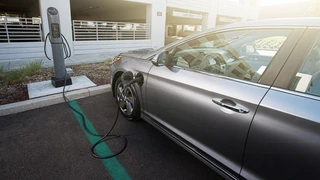 Erster Plug-In-Hybrid aus dem Hause Hyundai: der Sonata.
