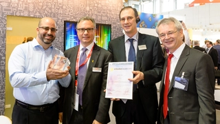 Verleihung des Embedded Award auf der embedded world 2015