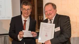 Dr. Thomas Wolf von Endrich freute sich über die Auszeichnung "Artikel des Jahres 2014".