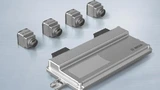 Das Multikamerasystem von Bosch besteht aus vier winzigen Nahbereichskameras. Eine schaut nach vorne, eine nach hinten, die seitlichen zwei sind in die Außenspiegel integriert.