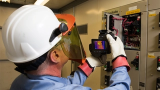 FLIR T1020 2