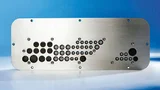 Durchführungsplatte nach Maß gefertigt, für eine CNC-Bearbeitungsmaschine von Trima. Alle Bohrungen sind in der richtigen Größe und am richtigen Platz
