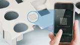 Echtheitsprüfung in Sekundenschnelle: Durch das Einscannen des aufgedruckten Codes per Handy wird sofort erkannt, ob es sich um ein Original oder eine Fälschung handelt