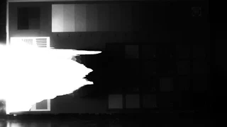 Übersteuerung eines EMCCD Bildsensors bei Aufnahme einer starken Lichtquelle
