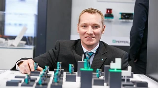 Produktmanager Sebastian Pesch von Pepperl+Fuchs