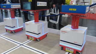 Intelligente Transport Würfel am Stand von Sigmatek