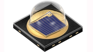 Die IR-LED-Module SFH 4715AS und SFH 4716AS der Familie „IR Oslon Black“ können mit entsprechender Optik Objekte bis 100 Meter Entfernung ausleuchten. Die optische Ausgangsleistung beträgt 1,37 W und wurde gegenüber dem Vorgängermodell bei gleichen A