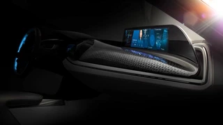 Mit AirTouch präsentiert BMW das Prinzip des berührungslosen Touchscreens.