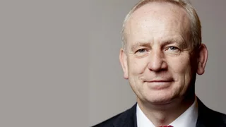 Am 1. Januar 2016 ist Dr. Manfred Jagiella ins Executive Board eingezogen. Er bleibt zugleich Geschäftsführer der auf Flüssigkeitsanalyse spezialisierten Endress+Hauser Conducta in Gerlingen.