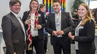 10. MEDIA SUMMIT