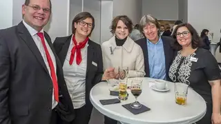 10. MEDIA SUMMIT
